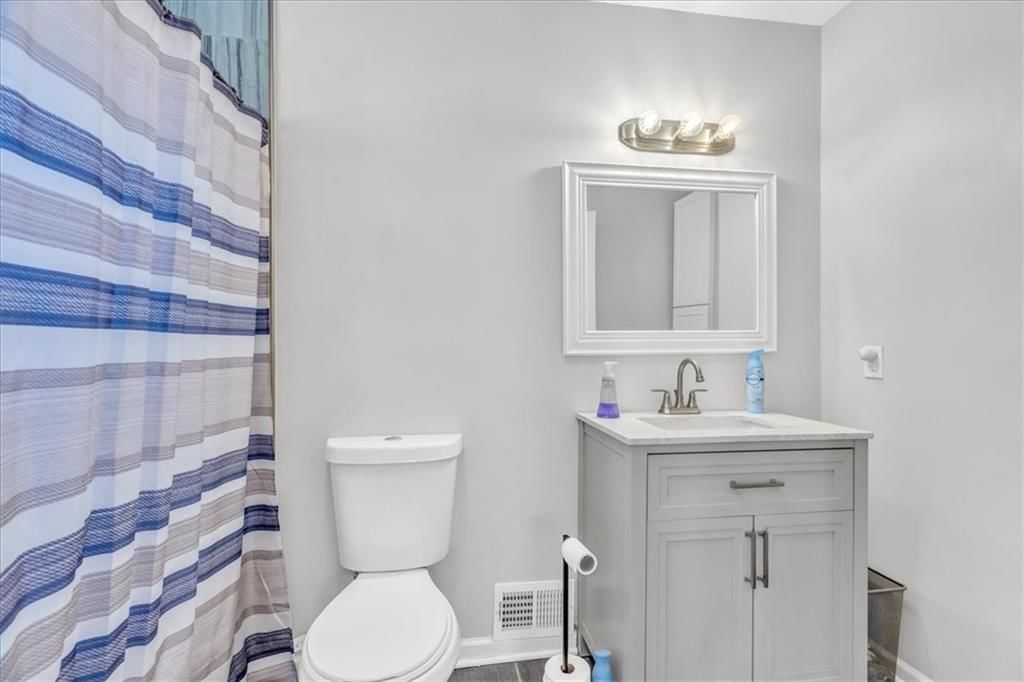 7423 Maywood Avenue — photo 17