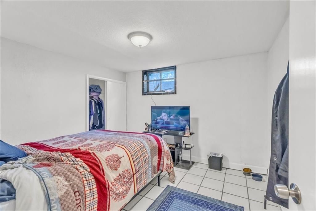7423 Maywood Avenue — photo 18
