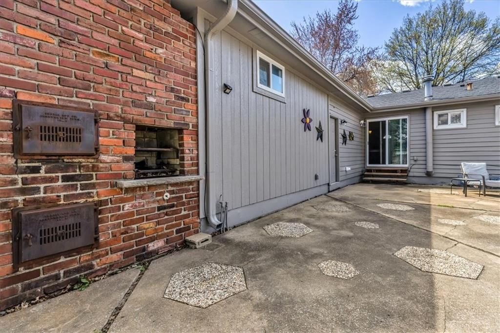 7423 Maywood Avenue — photo 20