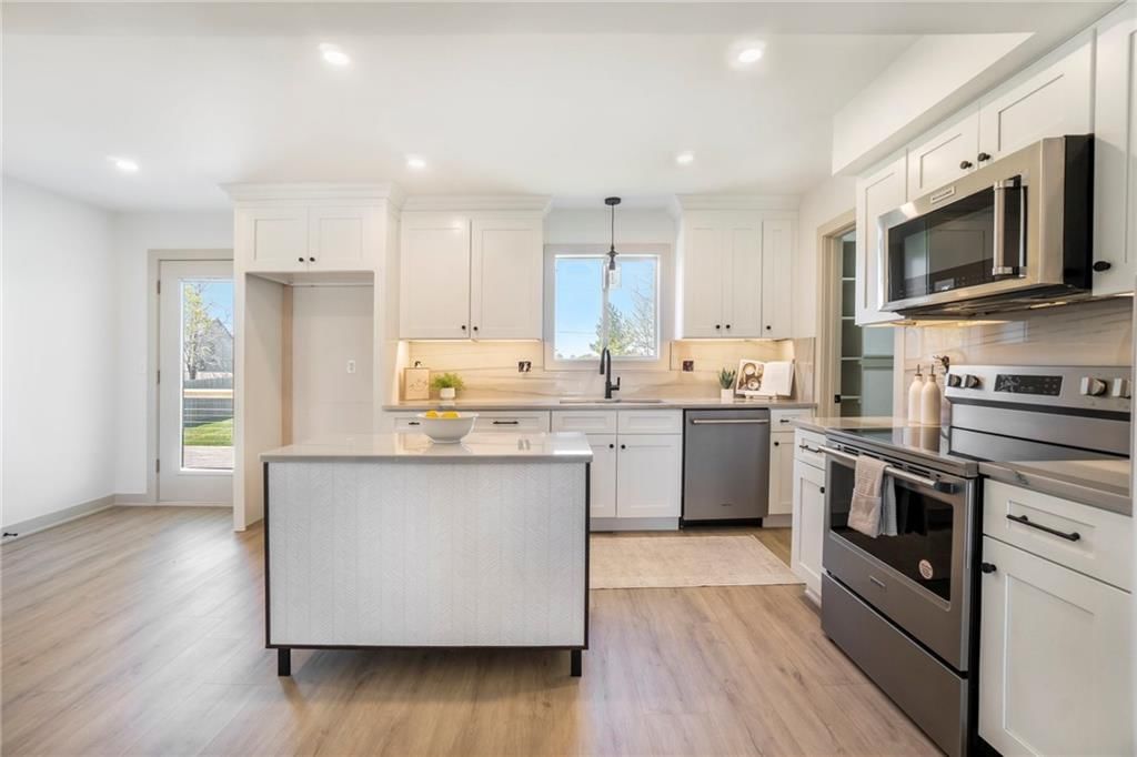 1115 W Pleasant Drive — photo 13