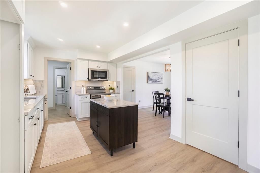 1115 W Pleasant Drive — photo 15