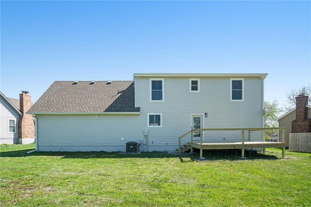 1115 W Pleasant Drive — photo 29