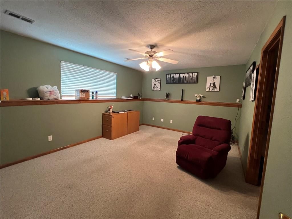 228 NE Dreamweaver Avenue — photo 12