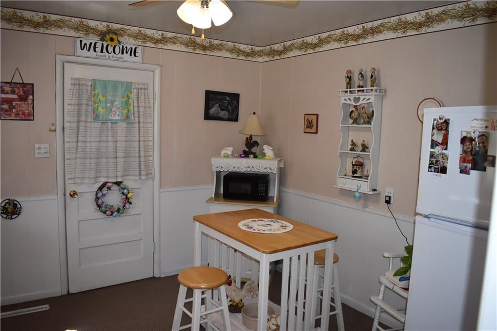 416 S Dunn Street — photo 16