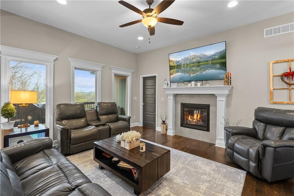 1502 Cross Creek Drive — photo 6