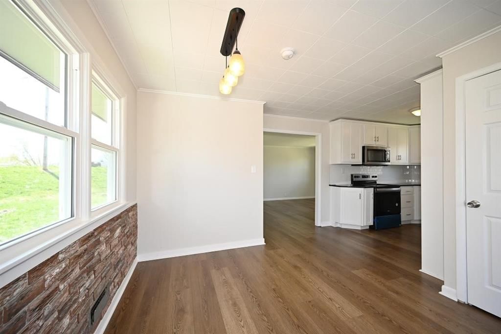 122 ALMOND Street — photo 16