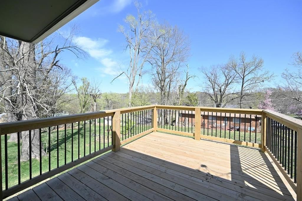 122 ALMOND Street — photo 7