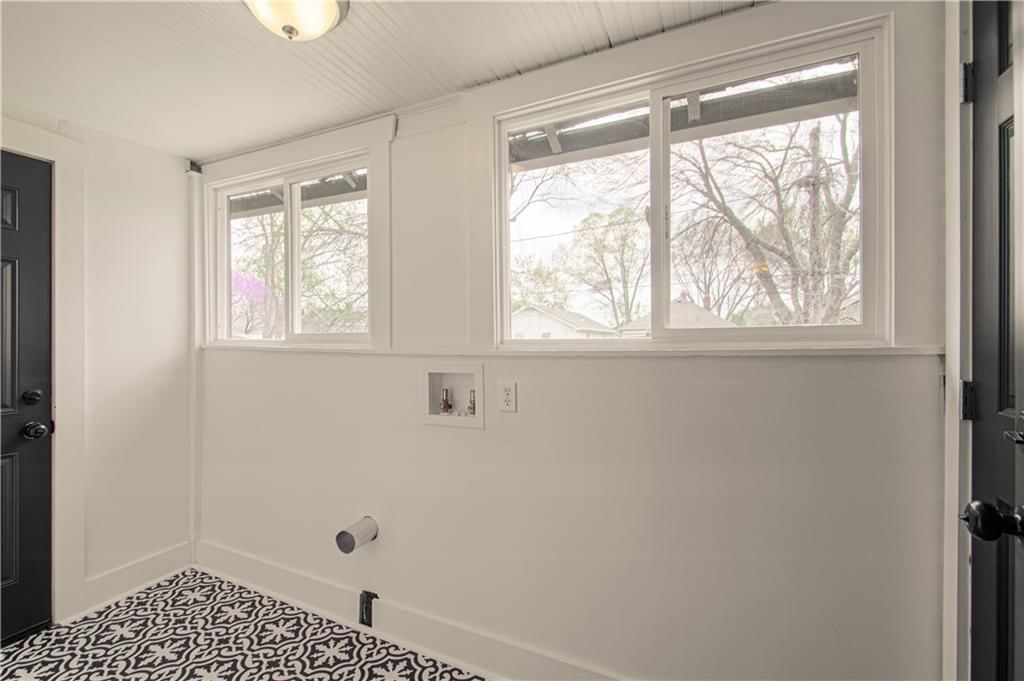 1217 E 22nd Avenue — photo 23
