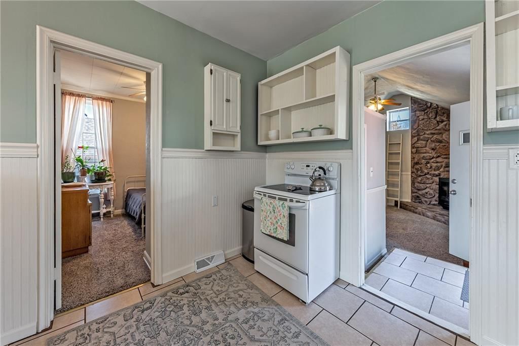 2833 Angelique Street — photo 12