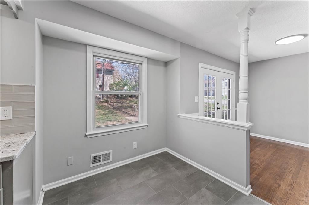 5234 Delaware Street — photo 16