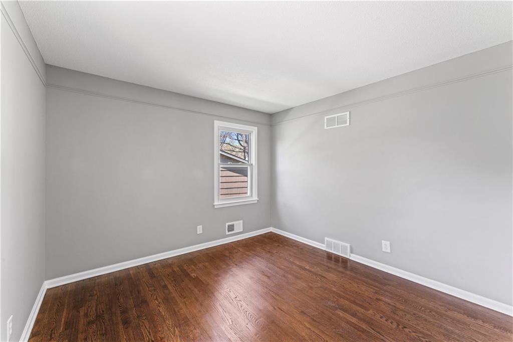 5234 Delaware Street — photo 24