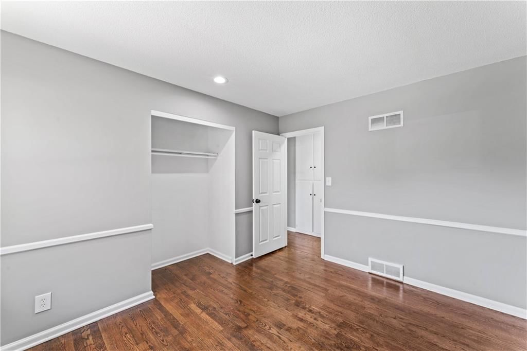 5234 Delaware Street — photo 29