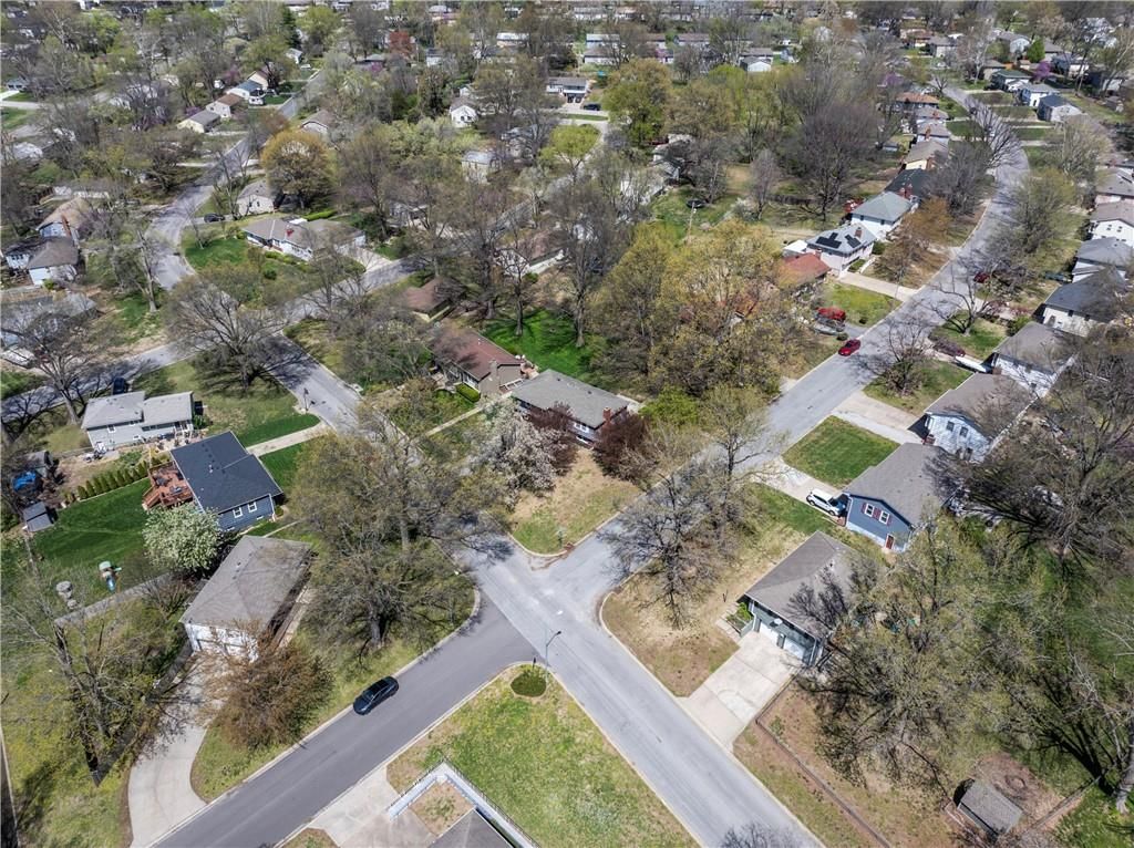5234 Delaware Street — photo 38