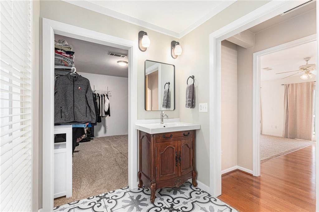 5251 Catalina Street — photo 16