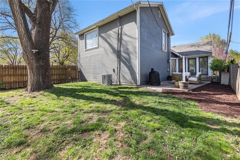 5251 Catalina Street — photo 25