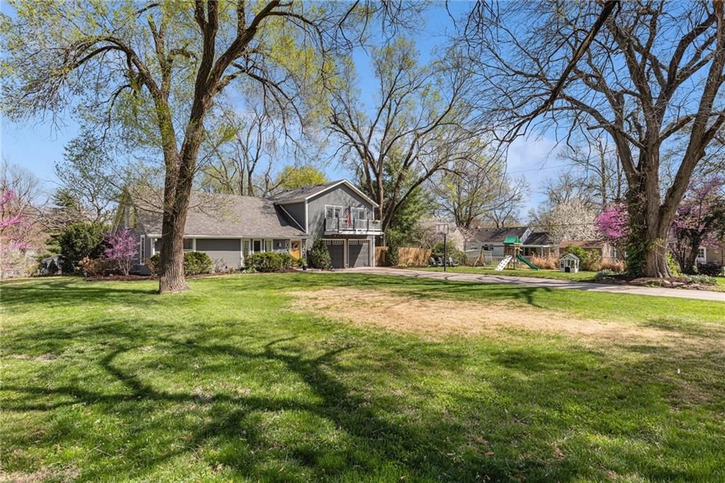 5251 Catalina Street — photo 27