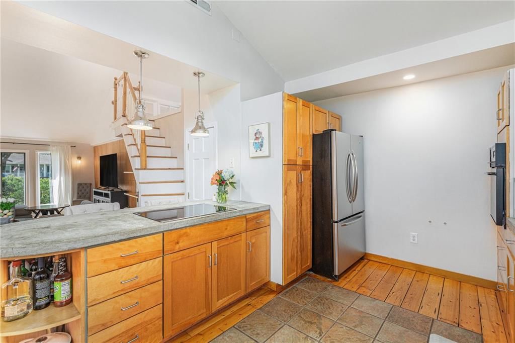 5251 Catalina Street — photo 10