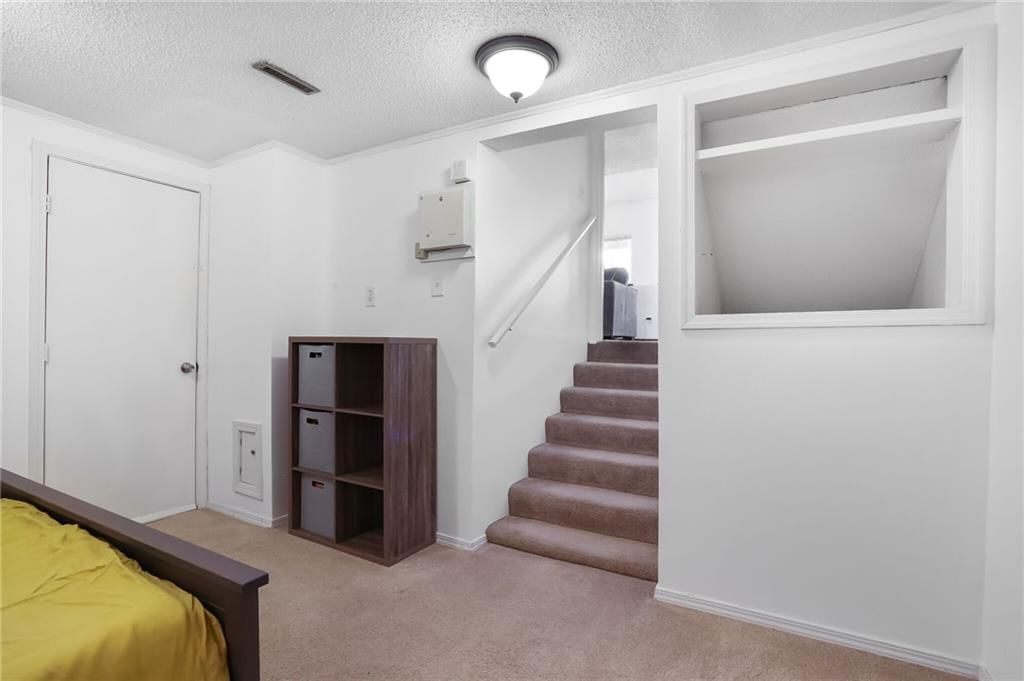 9204 N Mulberry Avenue — photo 31