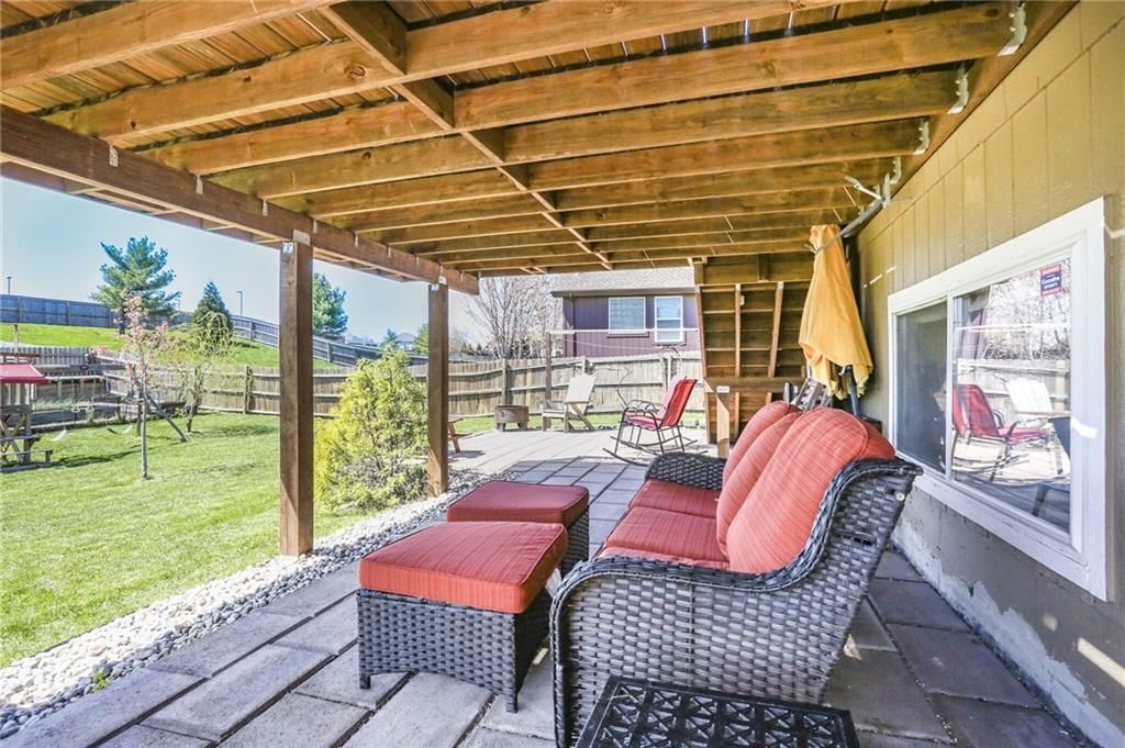9204 N Mulberry Avenue — photo 33