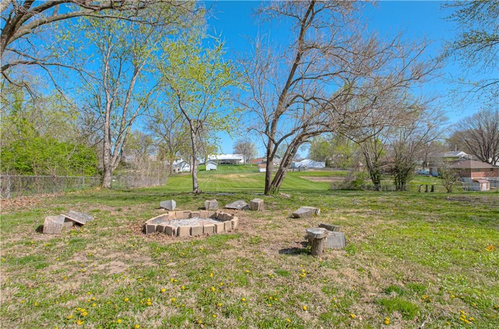 600 NE 82nd Street — photo 28
