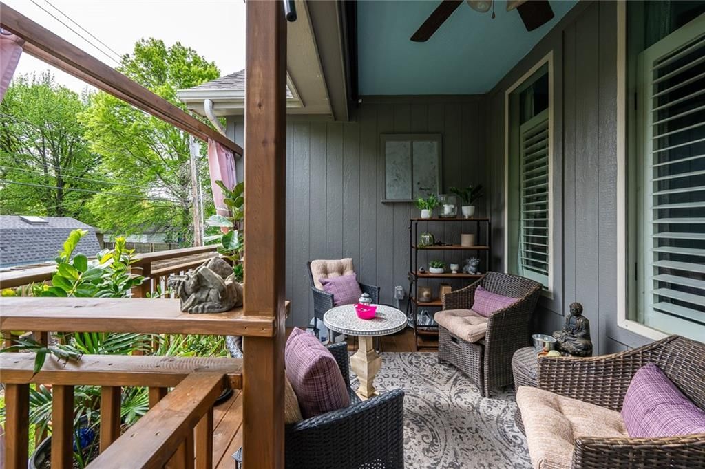 8823 W Longview Parkway — photo 48