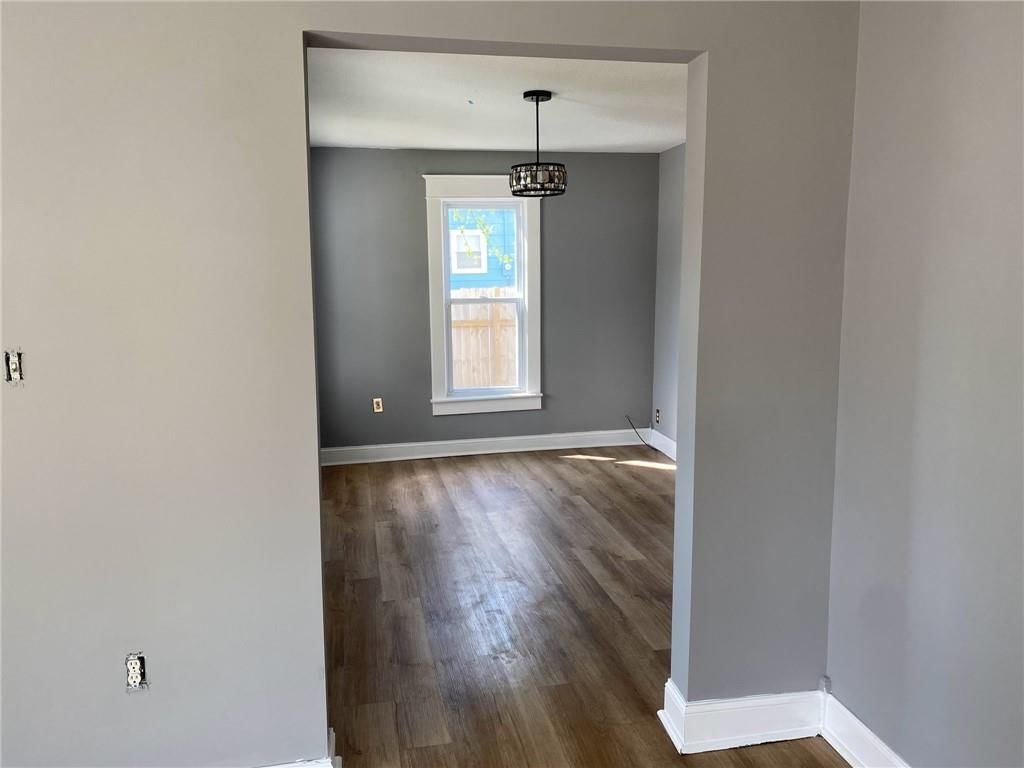 311 E 3rd Street — photo 6