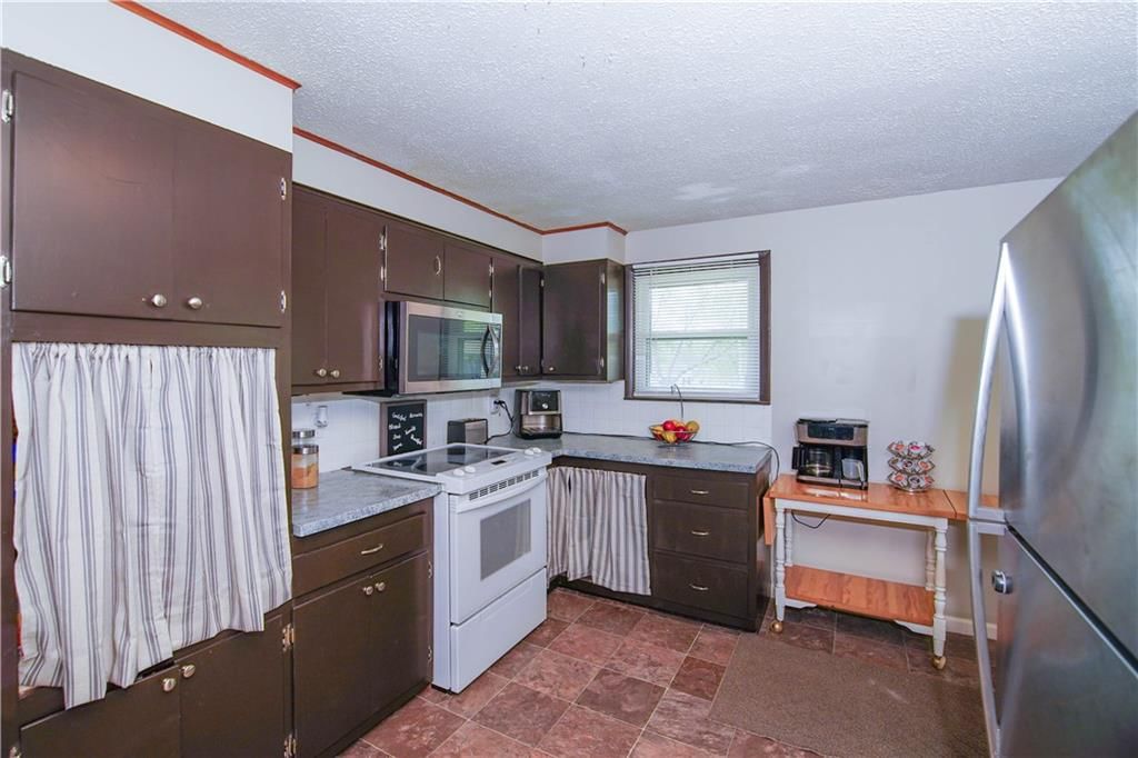 115 Southview Drive — photo 11