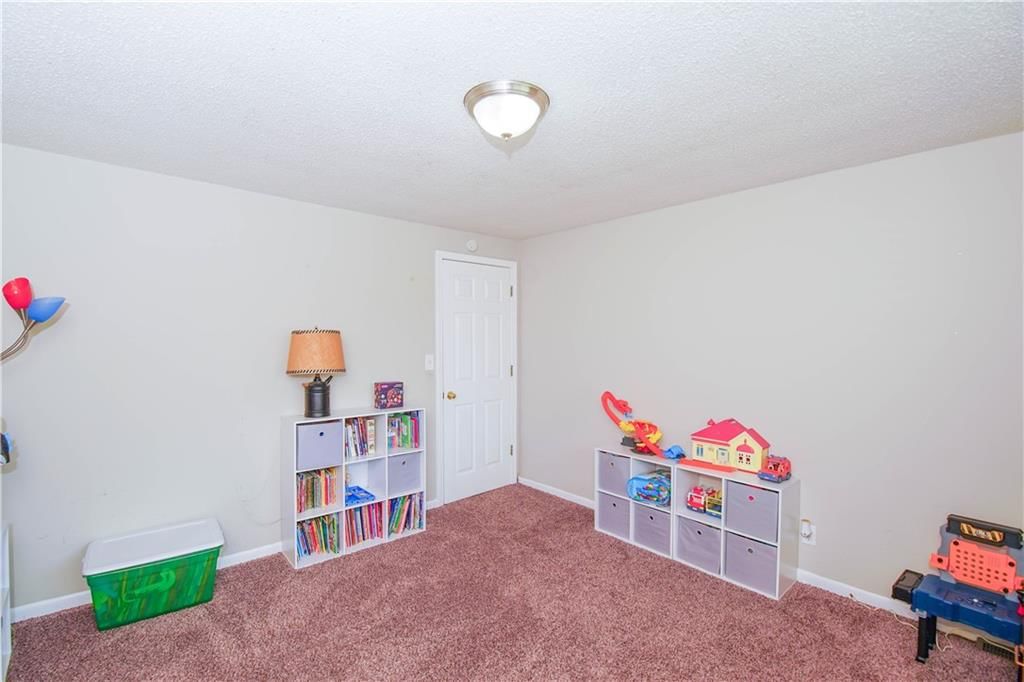 115 Southview Drive — photo 8
