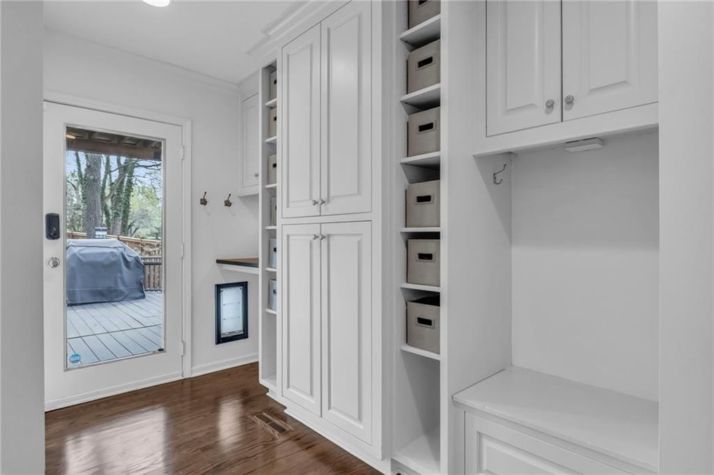 12316 Catalina Street — photo 16