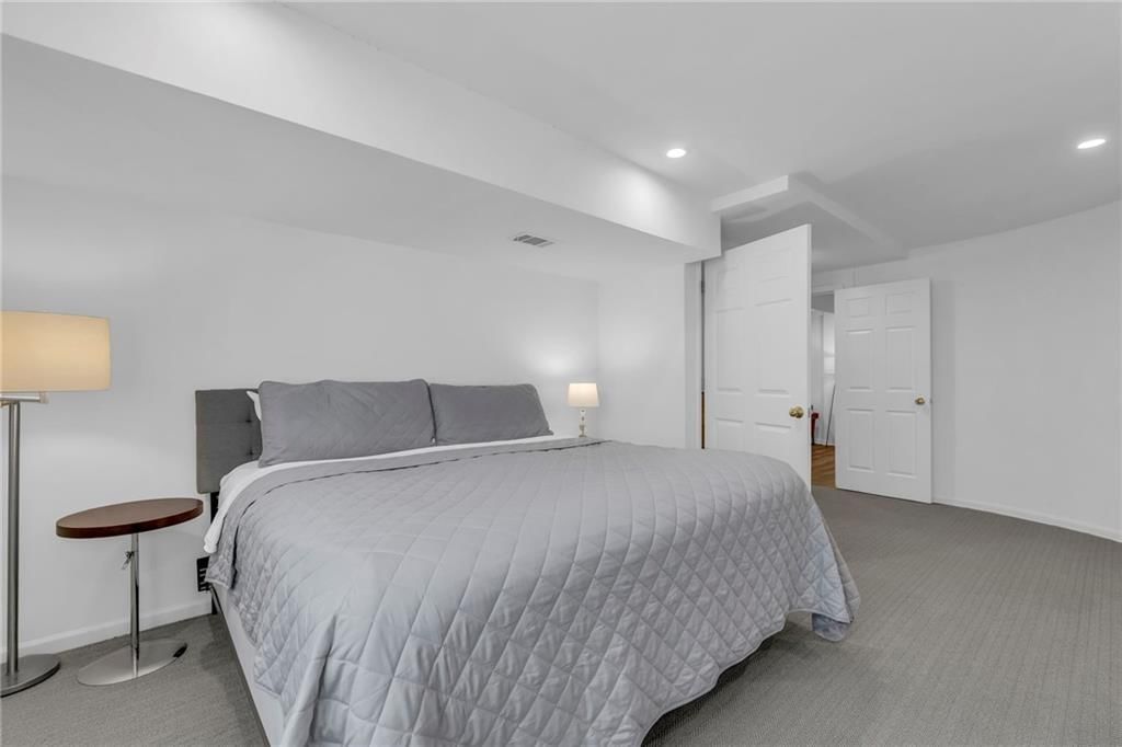 12316 Catalina Street — photo 34