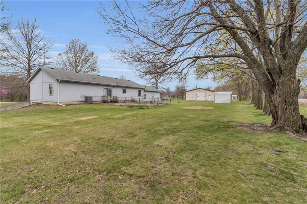 106 Trinity Lane — photo 34