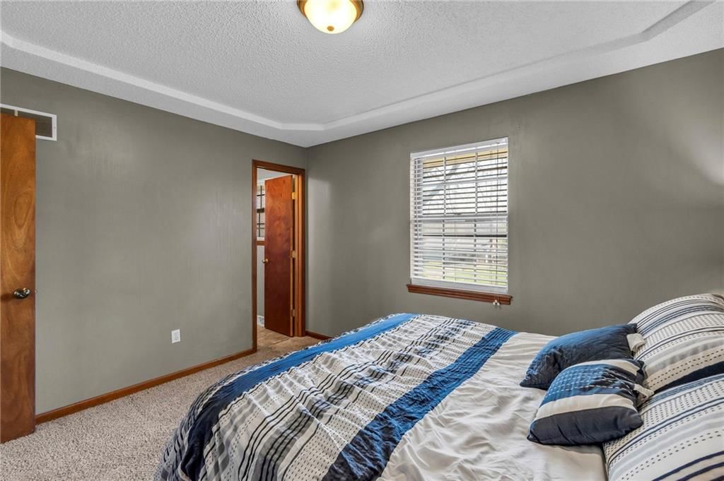 317 Southbrook Street — photo 12