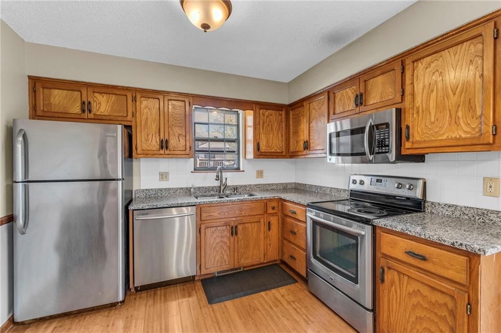 317 Southbrook Street — photo 8
