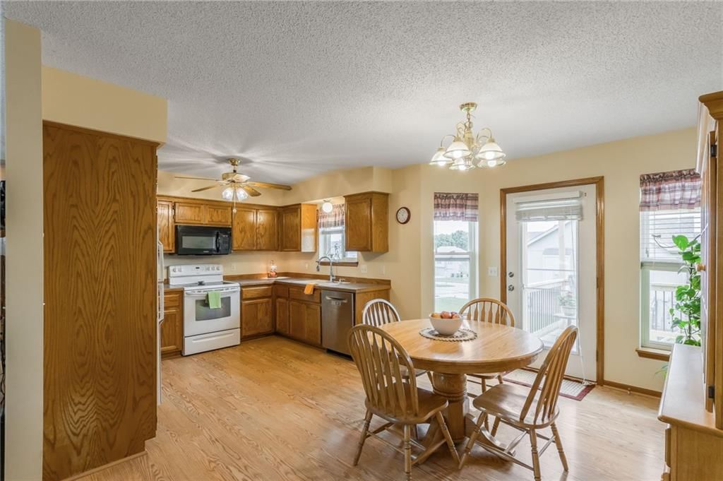 1301 Stonecrest Drive — photo 7