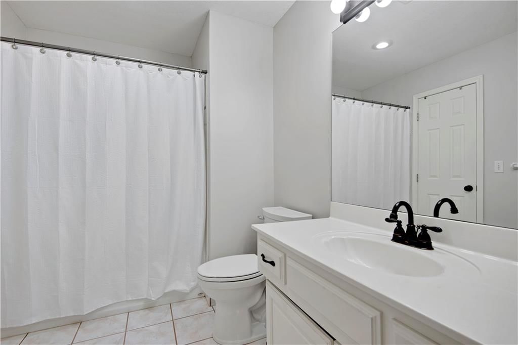 8345 Hallet Street — photo 27