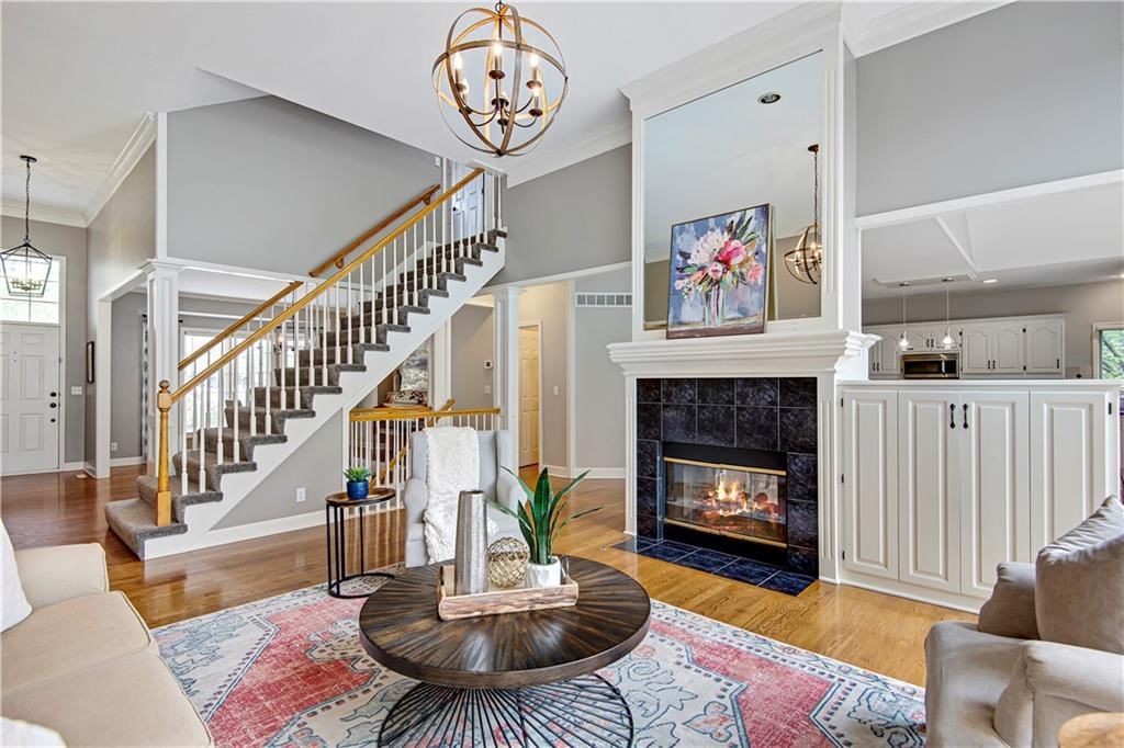 8345 Hallet Street — photo 10