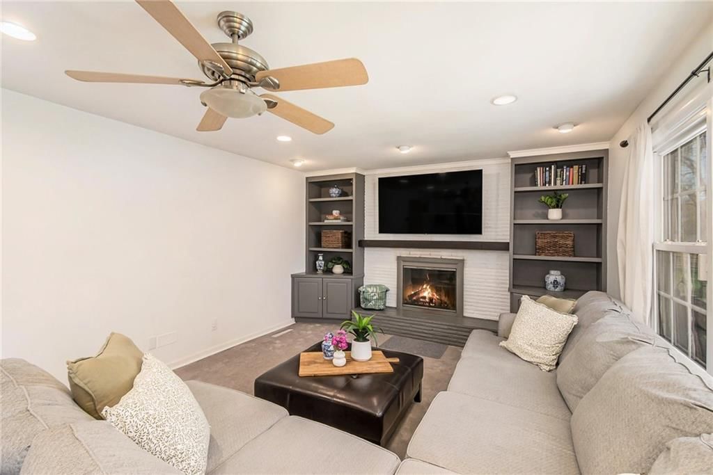 6427 Outlook Drive — photo 12