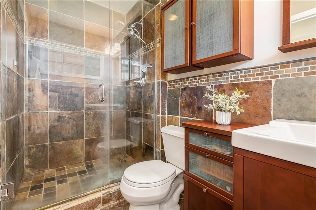 6427 Outlook Drive — photo 17
