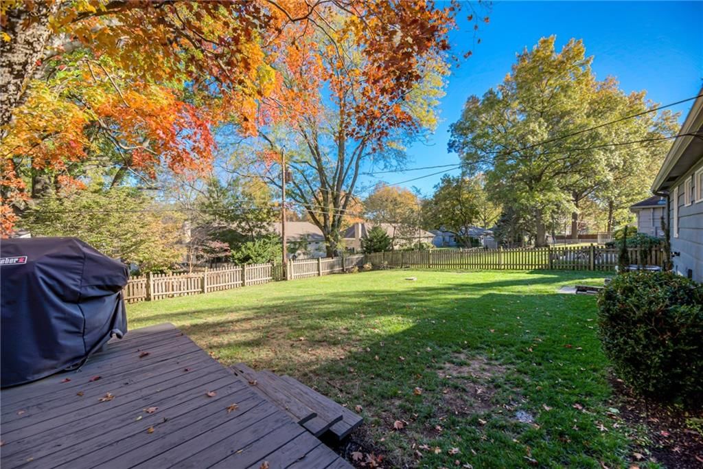 6427 Outlook Drive — photo 38