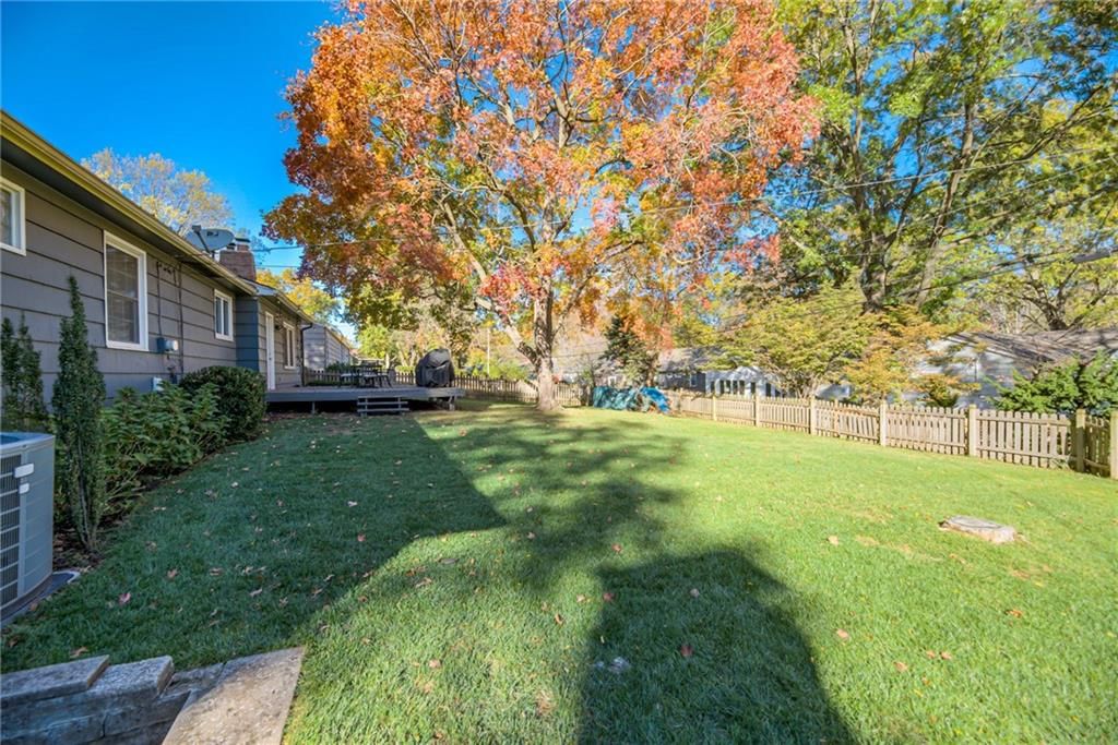 6427 Outlook Drive — photo 39