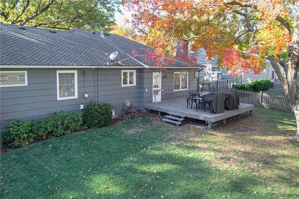 6427 Outlook Drive — photo 44