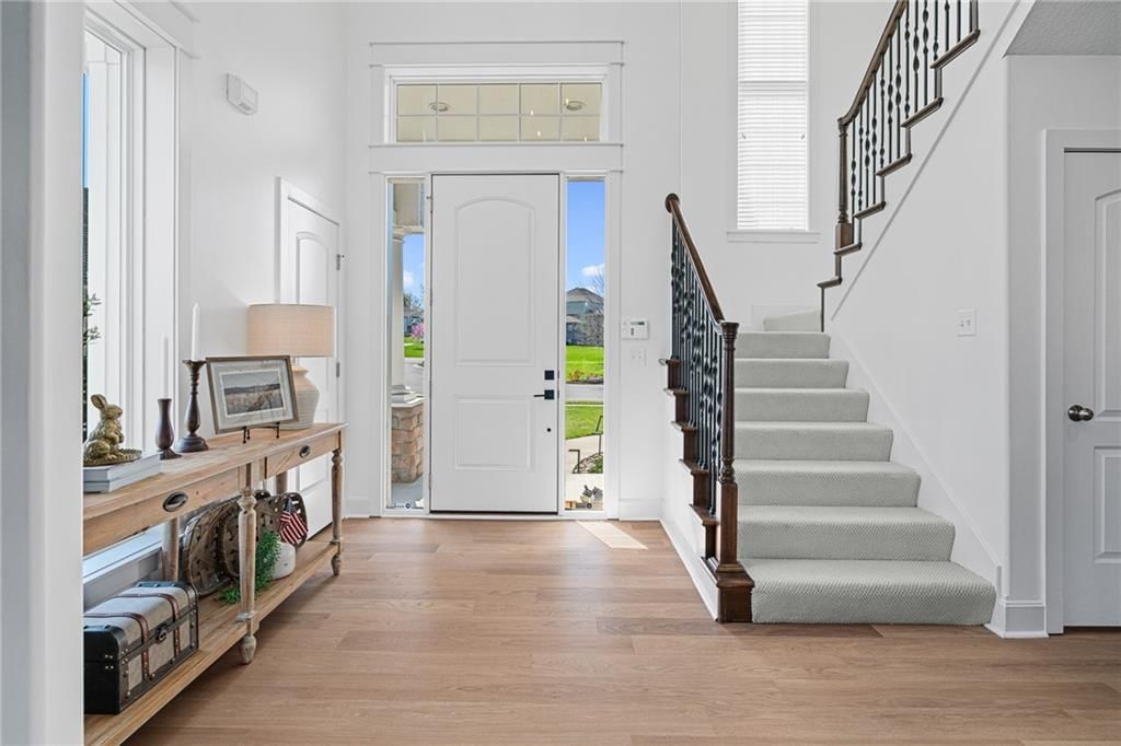 1112 SW Drake Circle — photo 3