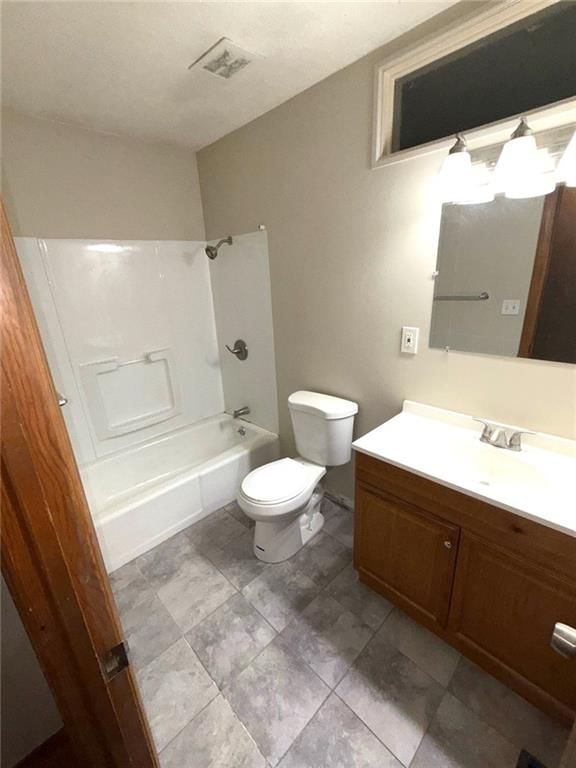 11701 Belmont Avenue — photo 9