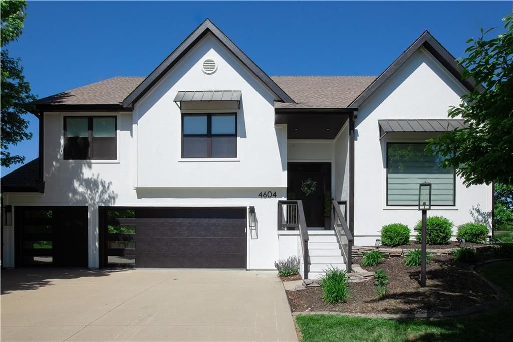 4604 Kensington Drive — photo 2