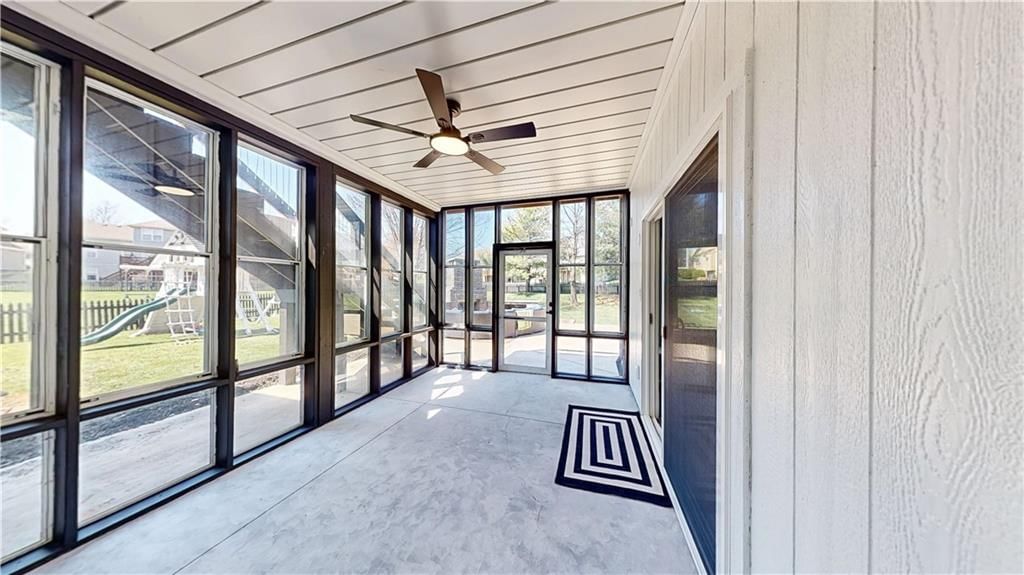 4604 Kensington Drive — photo 31