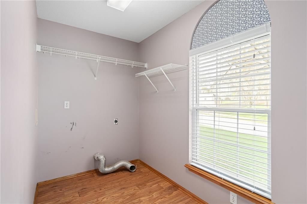 1002 Hillcrest Street — photo 18