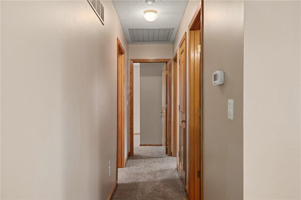 1002 Hillcrest Street — photo 19
