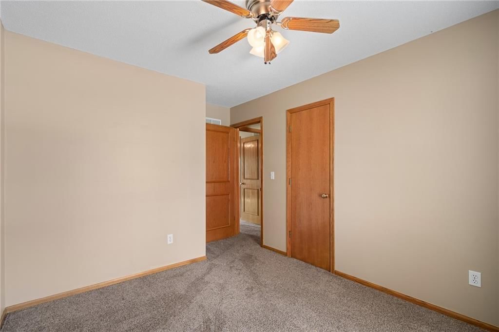 1002 Hillcrest Street — photo 27