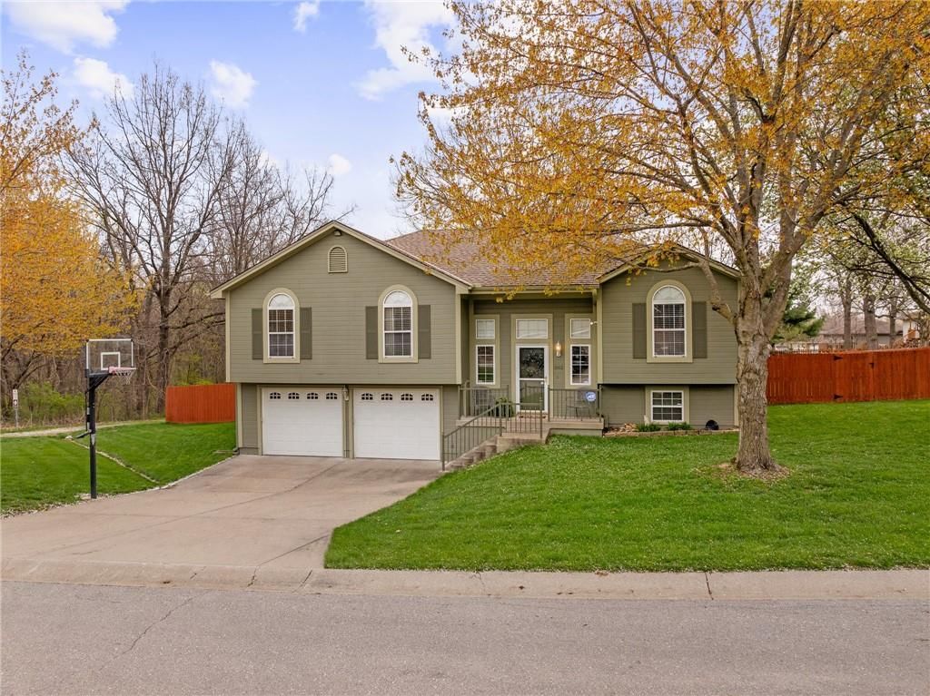 1002 Hillcrest Street — photo 48