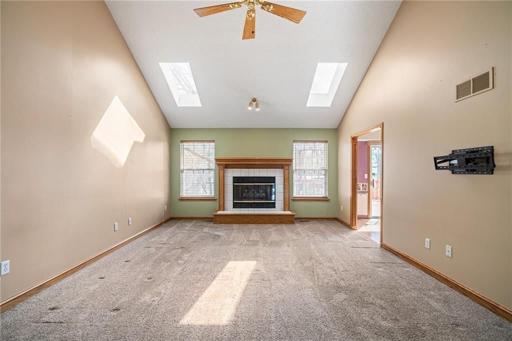 1002 Hillcrest Street — photo 6